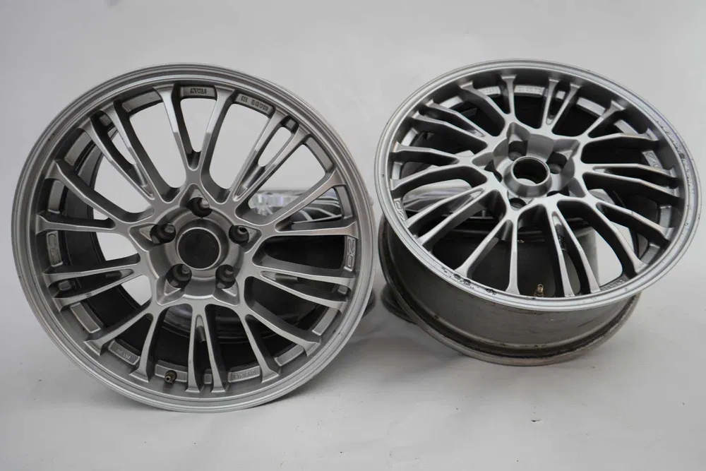 Detal felgi aluminiowej z oferty FelgiMaster